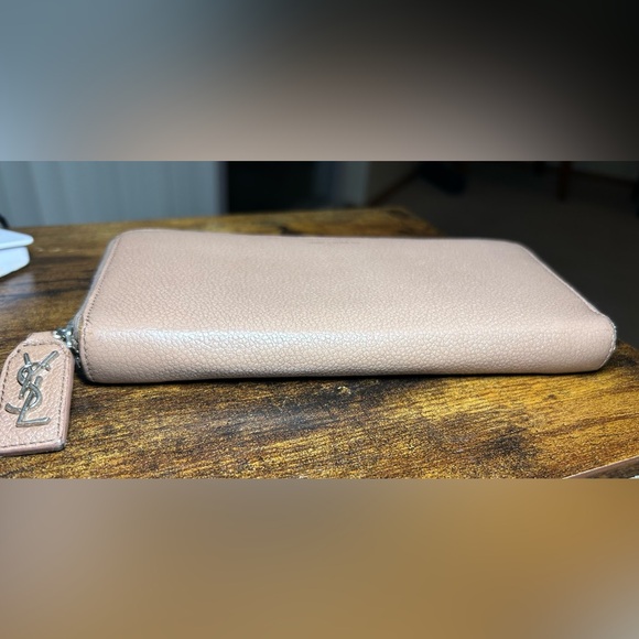 Saint Laurent Round Zipper Long Wallet - Picture 4 of 16
